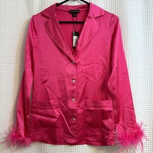 Pretty Little Thing pajama top - size 0 US but fits more like a small